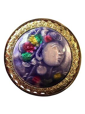 Vintage 1950s Reverse Carved Lucite Renaissance Lady‎ Brooch New Old Stock